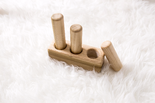 Wood Peg Puzzle - Stacker Game